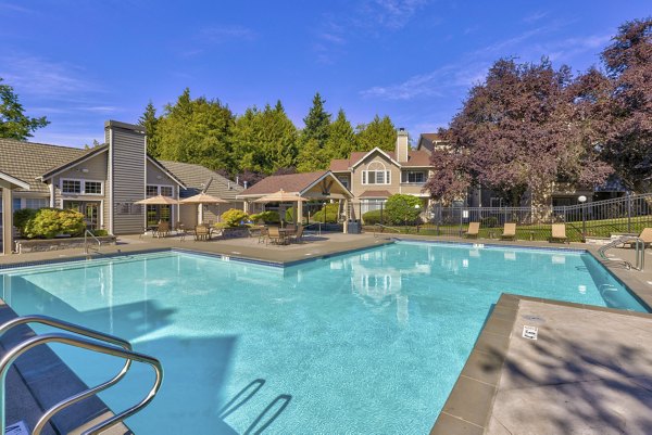 pool at Bay Court at Harbour Pointe Apartments