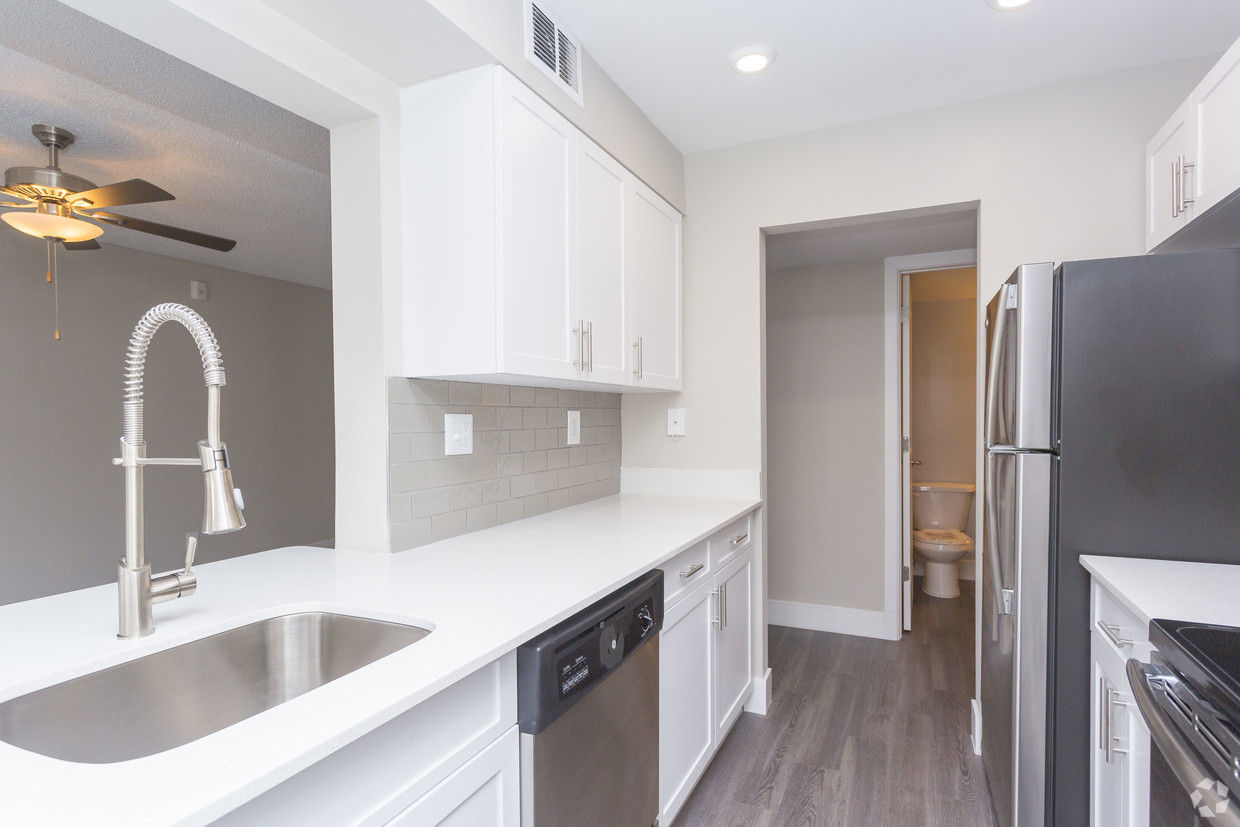 Avana At The Moors Hialeah Fl 20 of 21