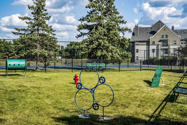 Gates at Carlson Center Apartments