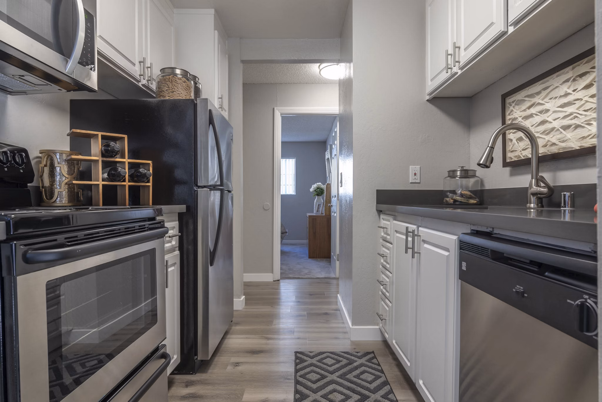 kitchen at Sunnyvale Crossings Apartments