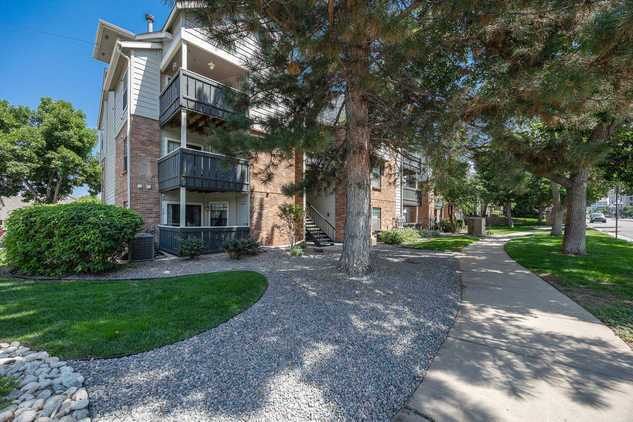 Stratford Station Apartments Centennial Co 3 of 12