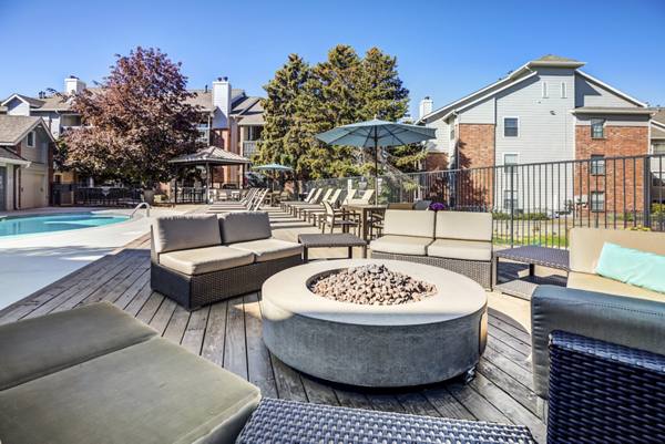 fire pit at Stratford Station Apartments