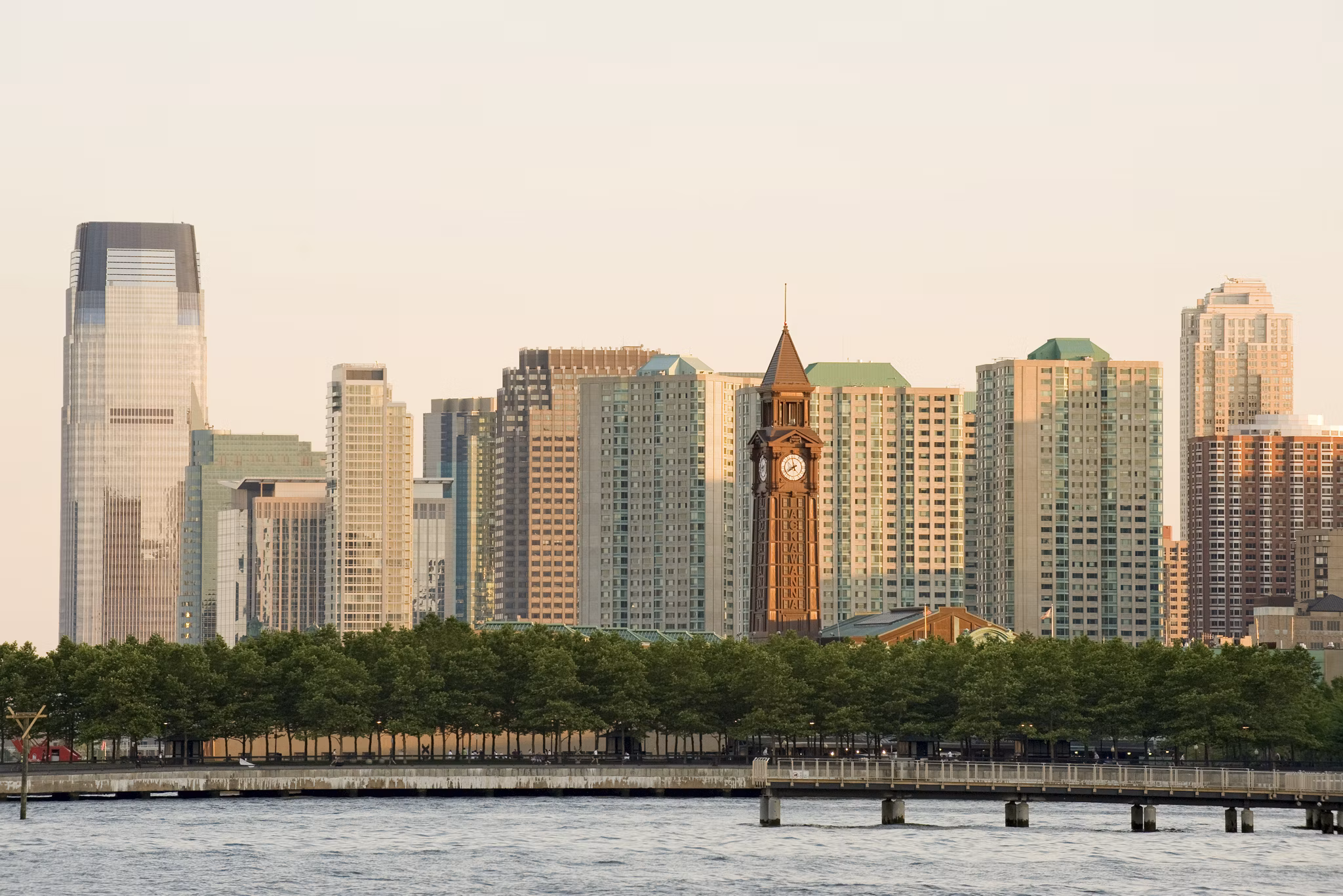 Gold Coast New Jersey Apartments