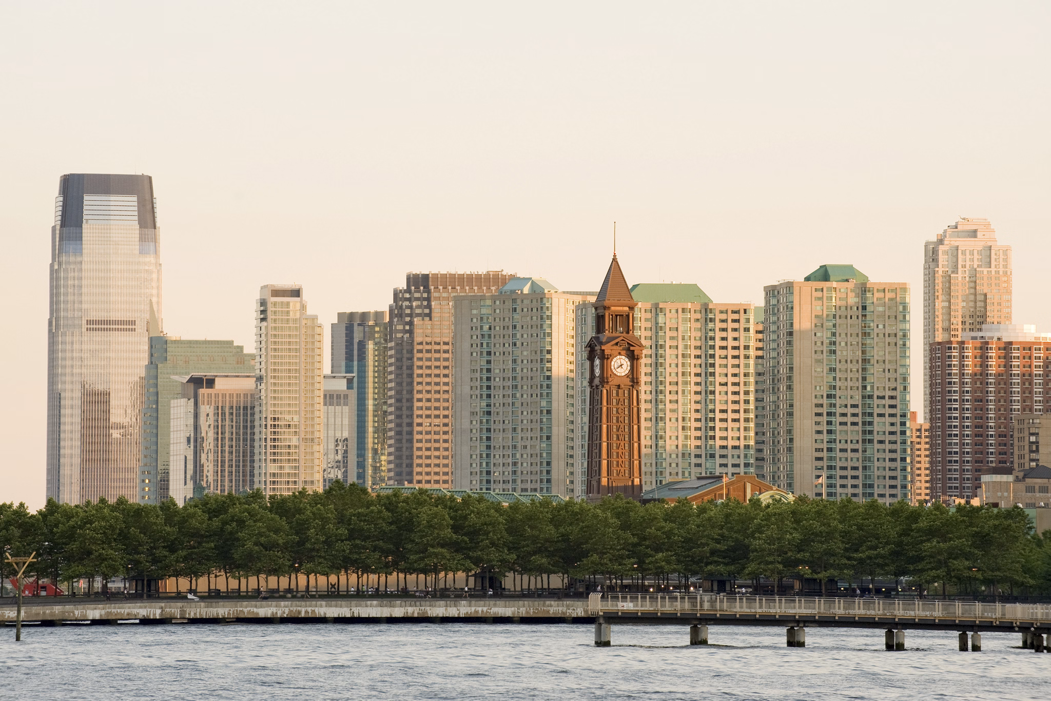 Gold Coast New Jersey Apartments