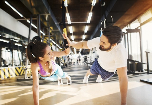 Gym Partners Giving High Fives | Blog | Greystar