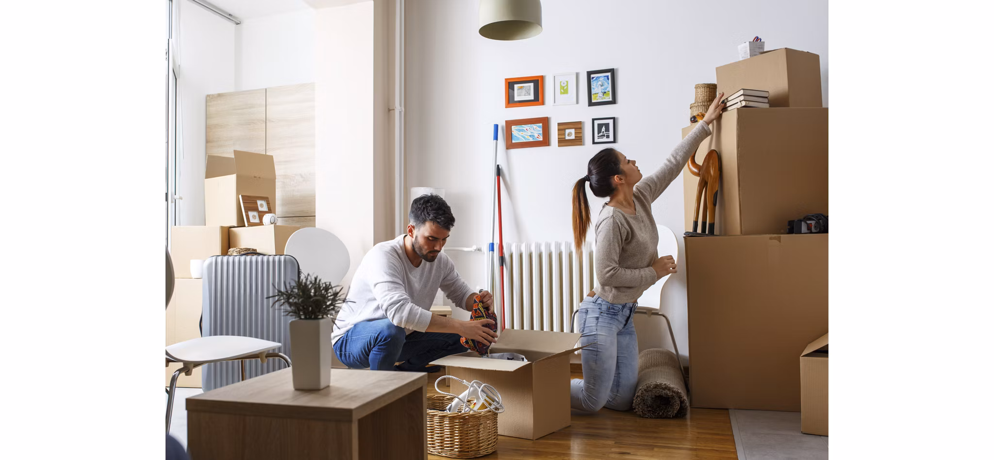 Couple Moving Into Apartment | Blog | Greystar