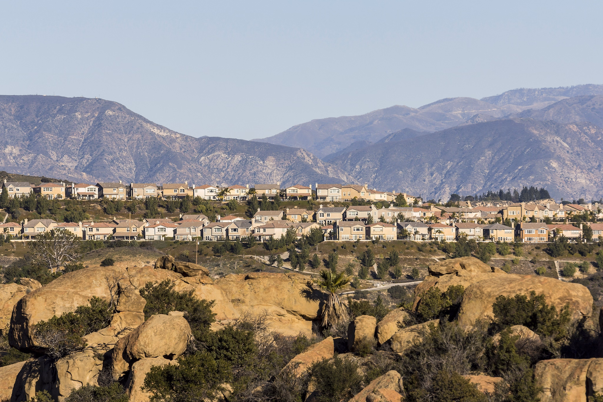 Modern California hillside homes in the Porter Ranch nighborhood of Los Angeles's San Fernando Valley.