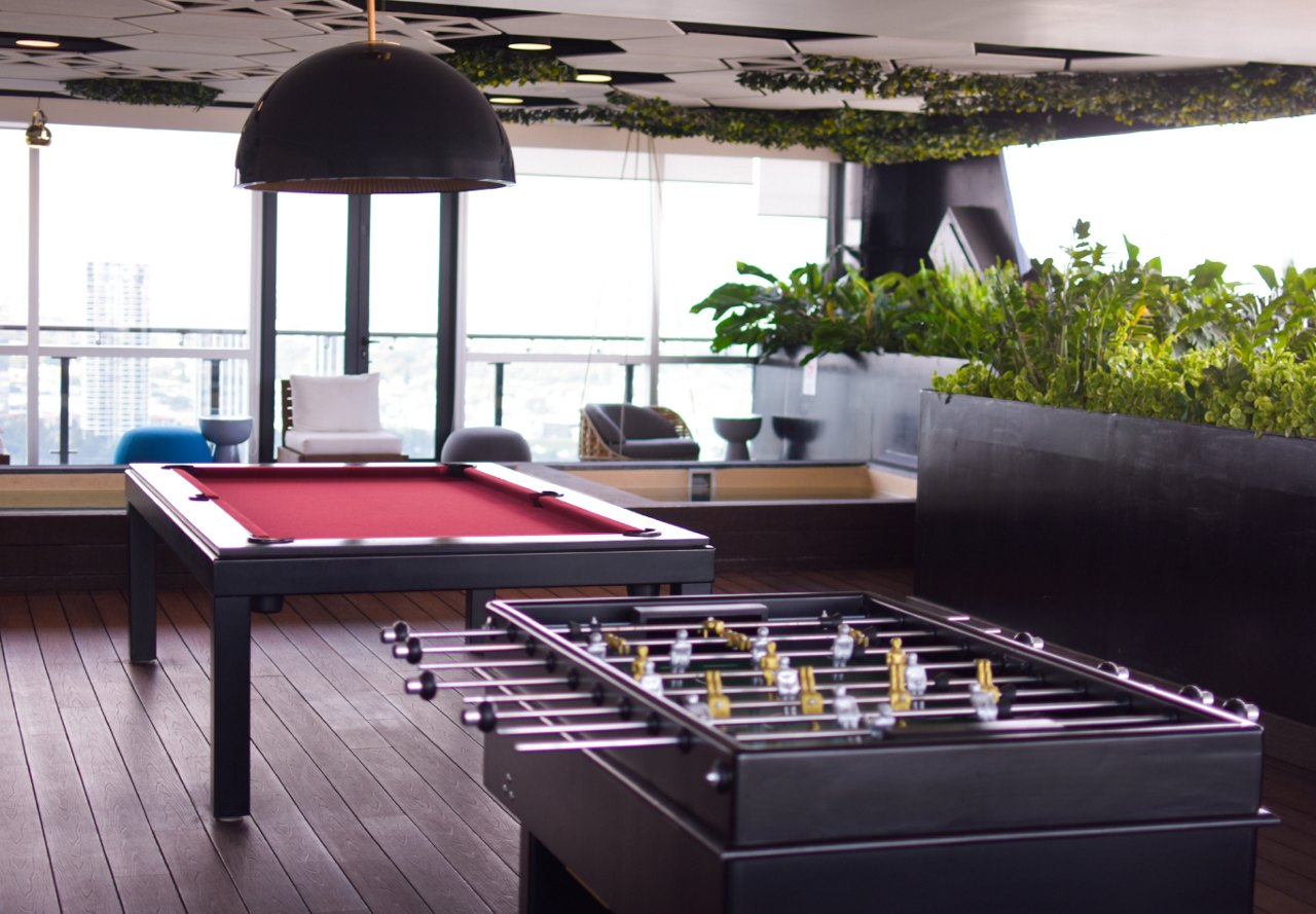 Stratto Americas Clubhouse pool table and foosball table