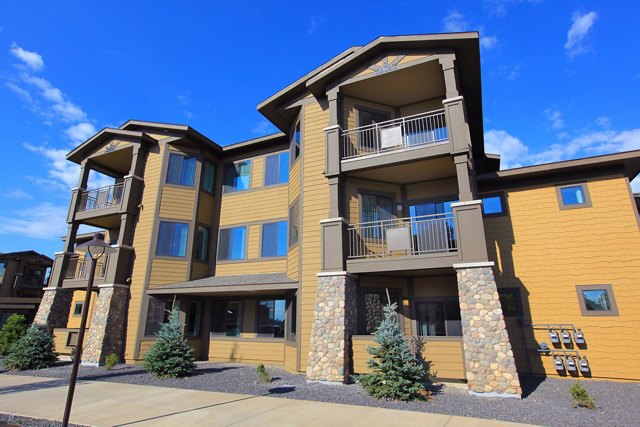 Elevation Apartments in Flagstaff AZ