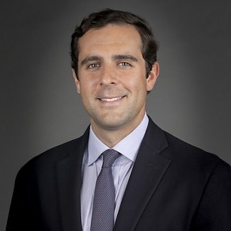 employee-headshot-Finnen-Davis-web-768x768