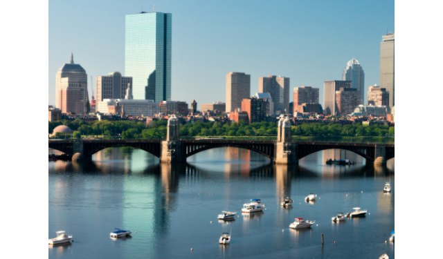 apartment living in boston - boston skyline