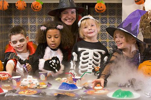 Tips for Hosting a Halloween Party at Your Apartment