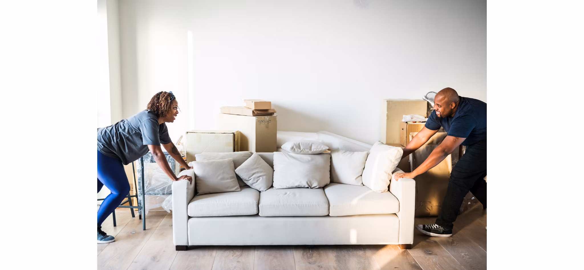 Husband and Wife Moving Couch | Blog | Greystar