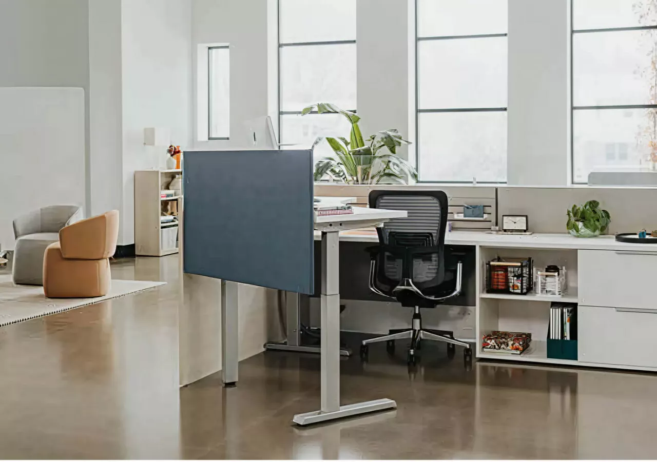 パソコンデスク HAL Desk Screens | Space Dividers | Haworth