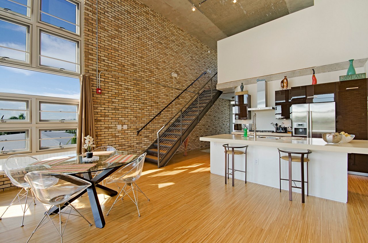 A kitchen view inside a loft from a Naples condominium