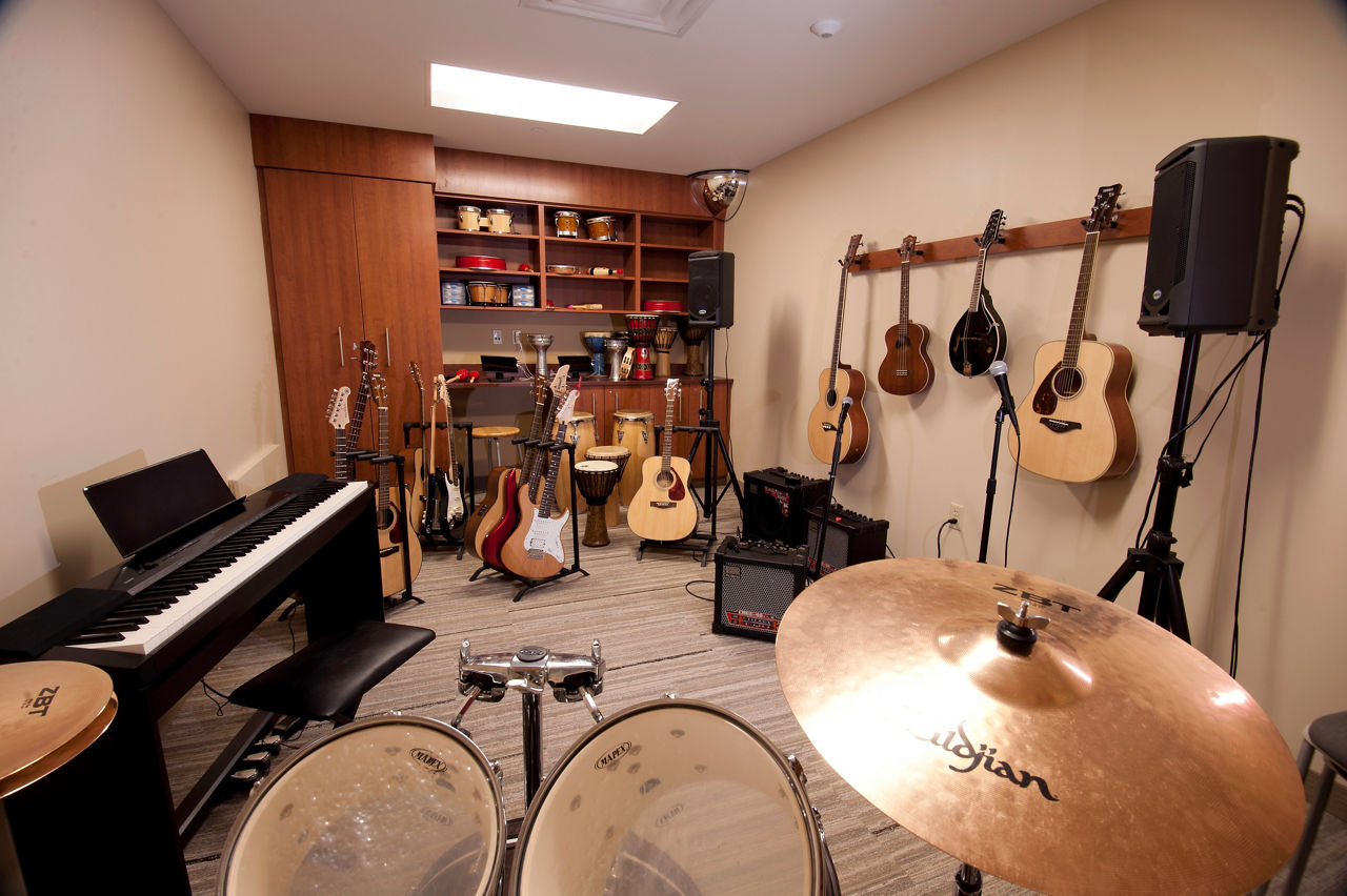Hazelden Betty Ford Plymouth music room