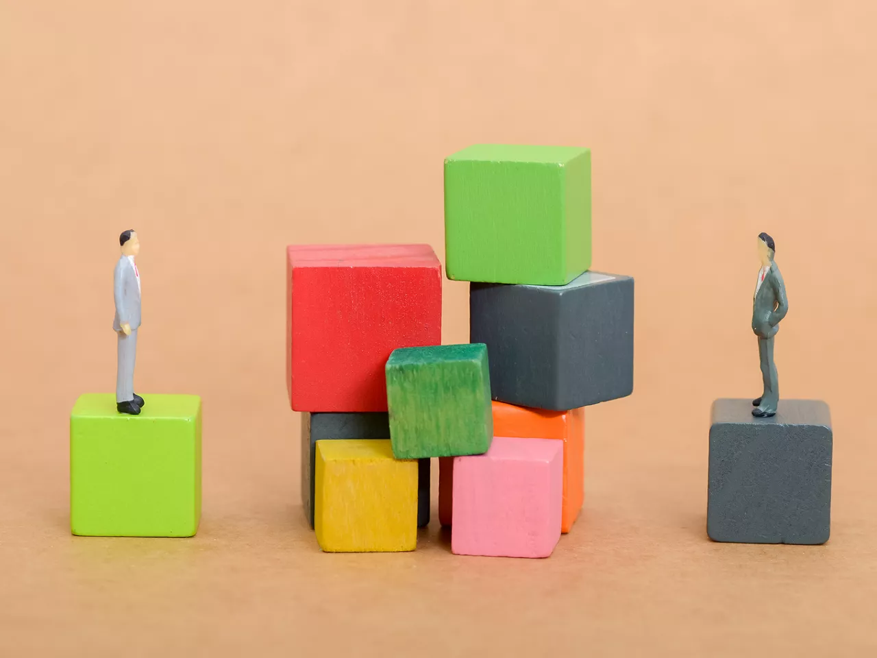 The Management Experiment Dividing Silicon Valley