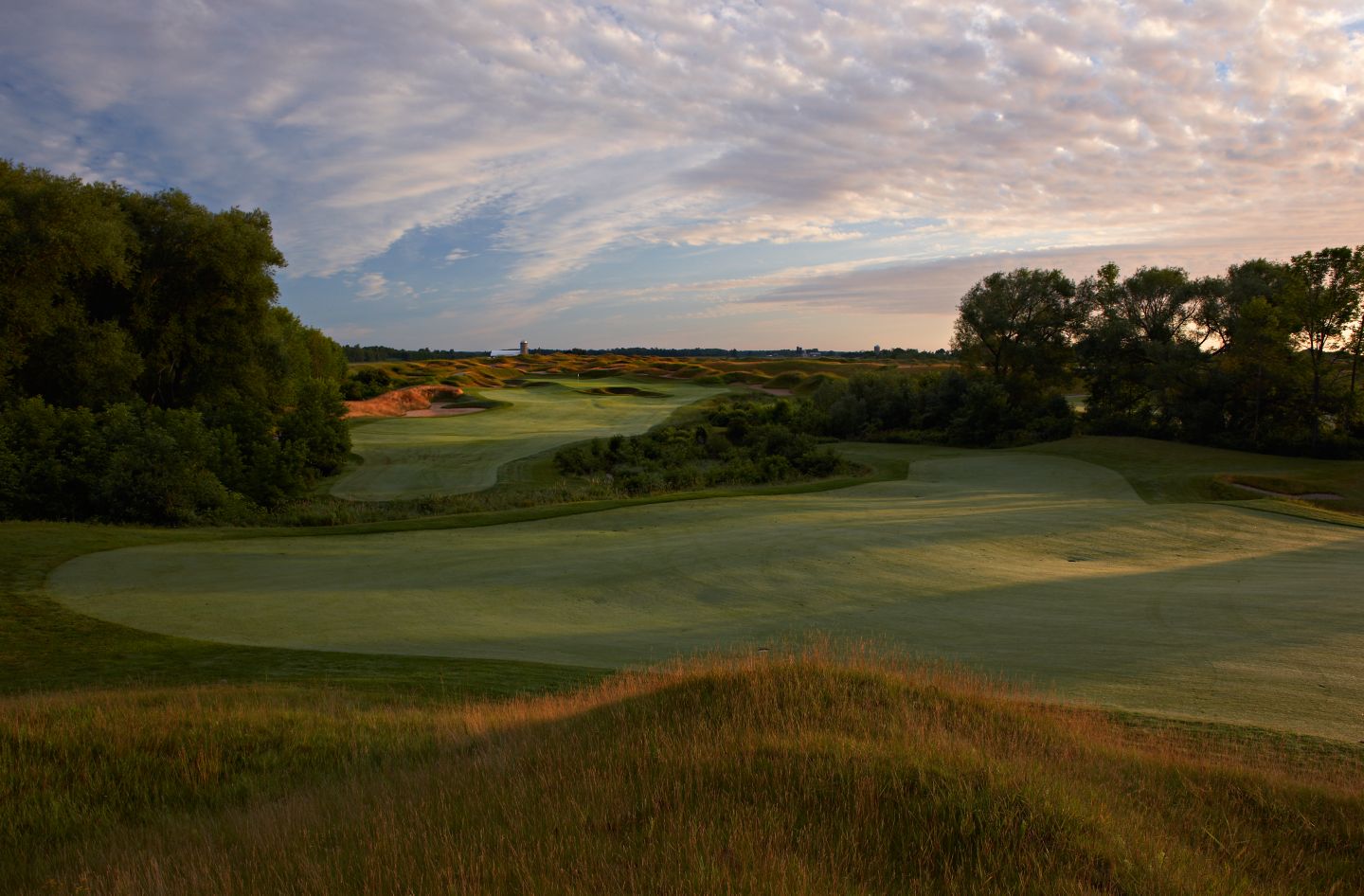 The split fairway on hole 8 of the Irish Course. 