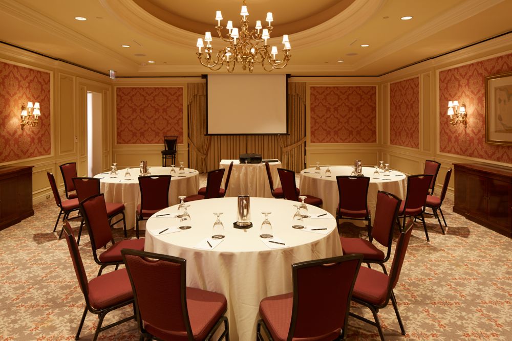 Thunder Bay/Marquette/Bau de Noc Rooms