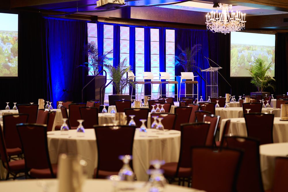 The Grand Hall of the Great Lakes at The American Club