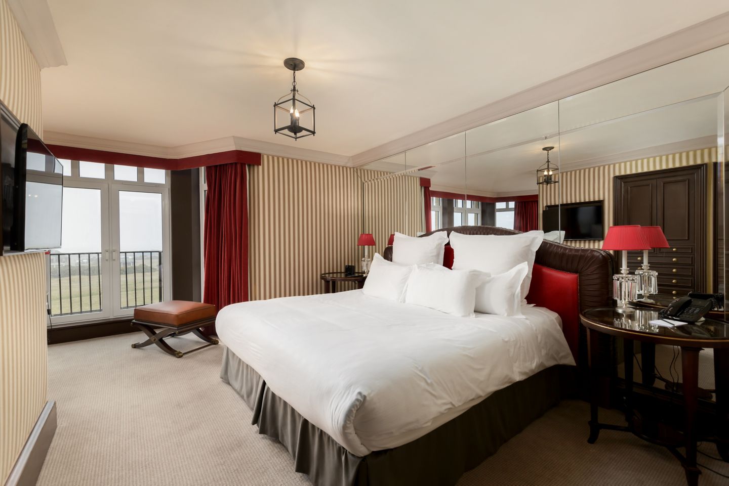 Old Course Suite bedroom