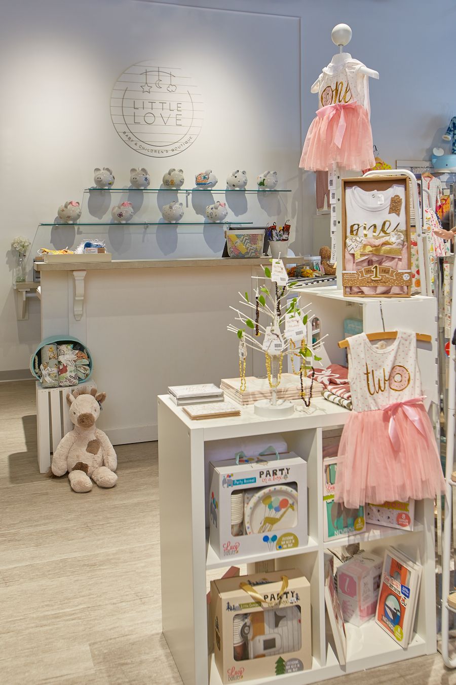 Little Love Baby & Children's Boutique, Shopping