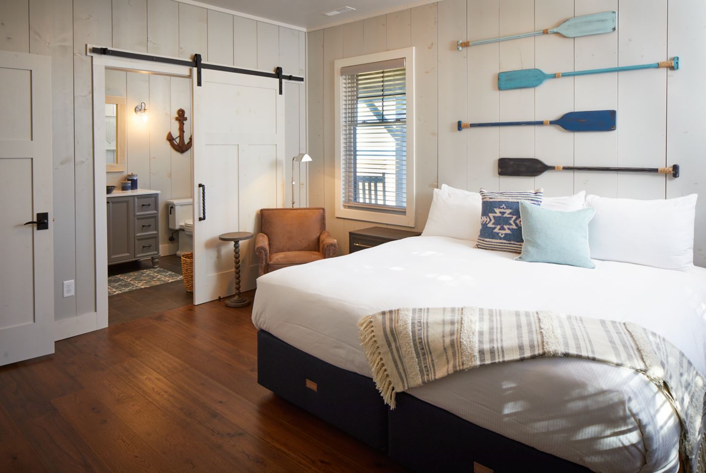 Lake Cabin Destination Kohler