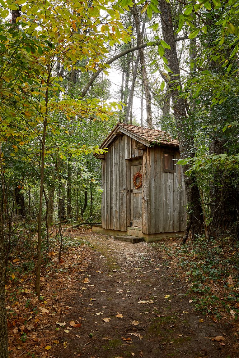 Tomczyk Cabin Outhouse