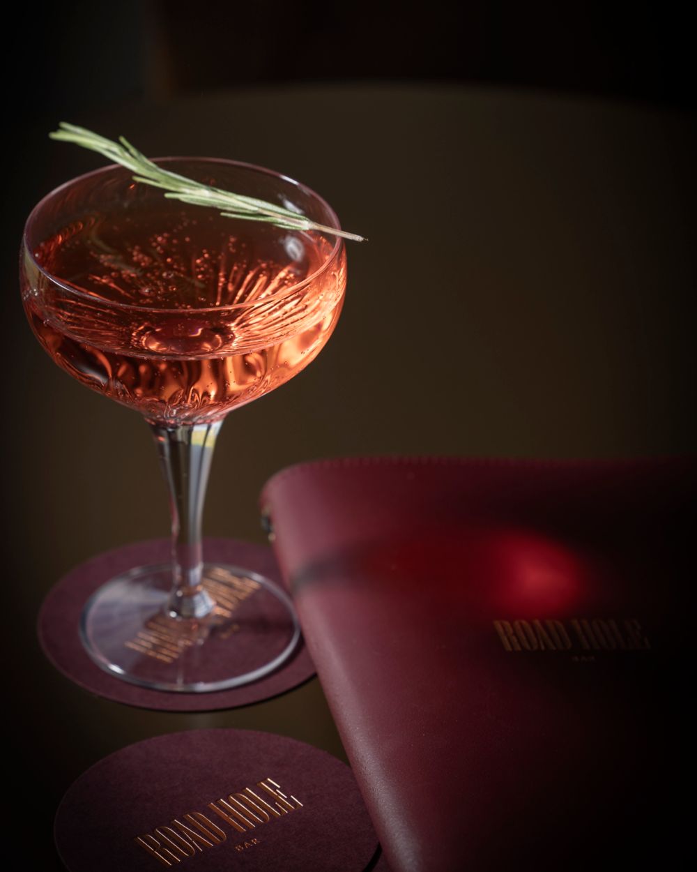 Drinks in the Road Hole Bar