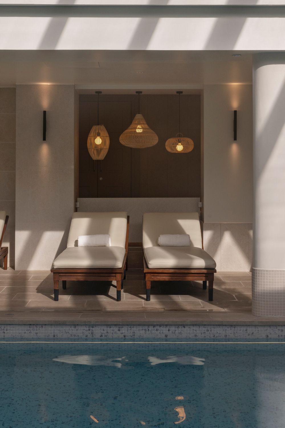 Couple enjoying dinner in the Road Hole Restaurant