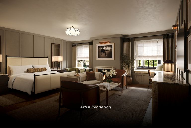 A king bed at The Carriage House