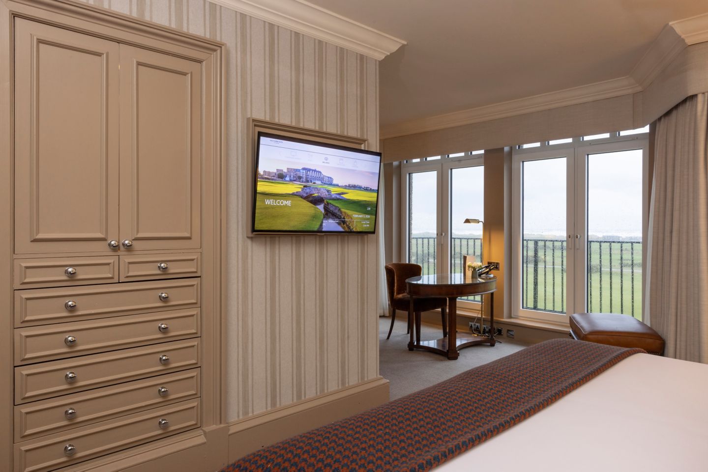 Deluxe Fairway Suite