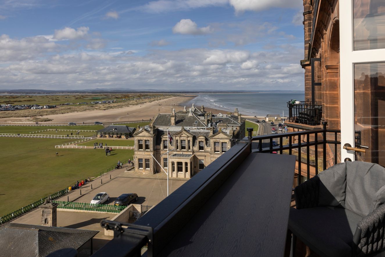 Hamilton Grand Apartment 16