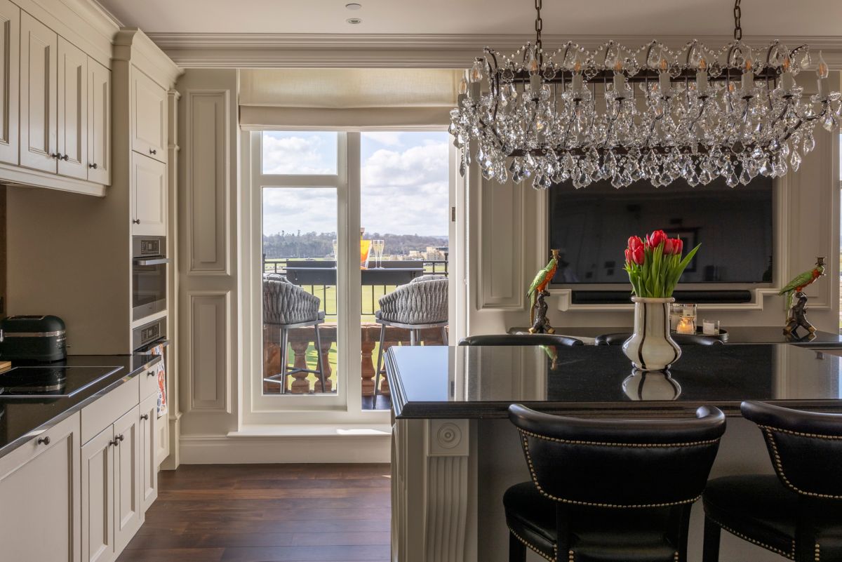 Hamilton Grand Apartment 16