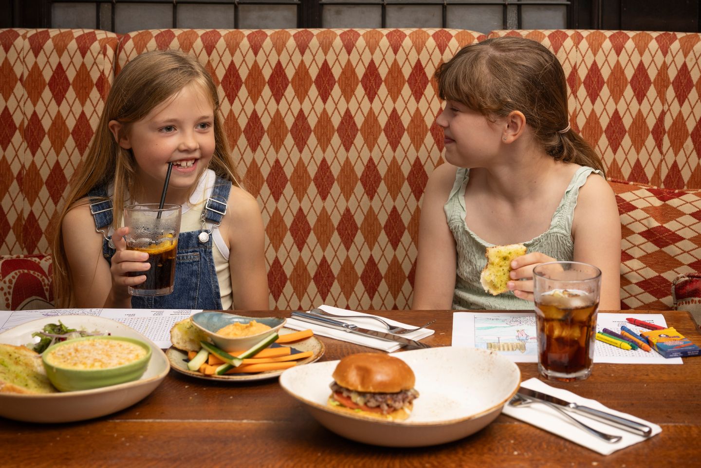 Kids eat free in Hams Hame