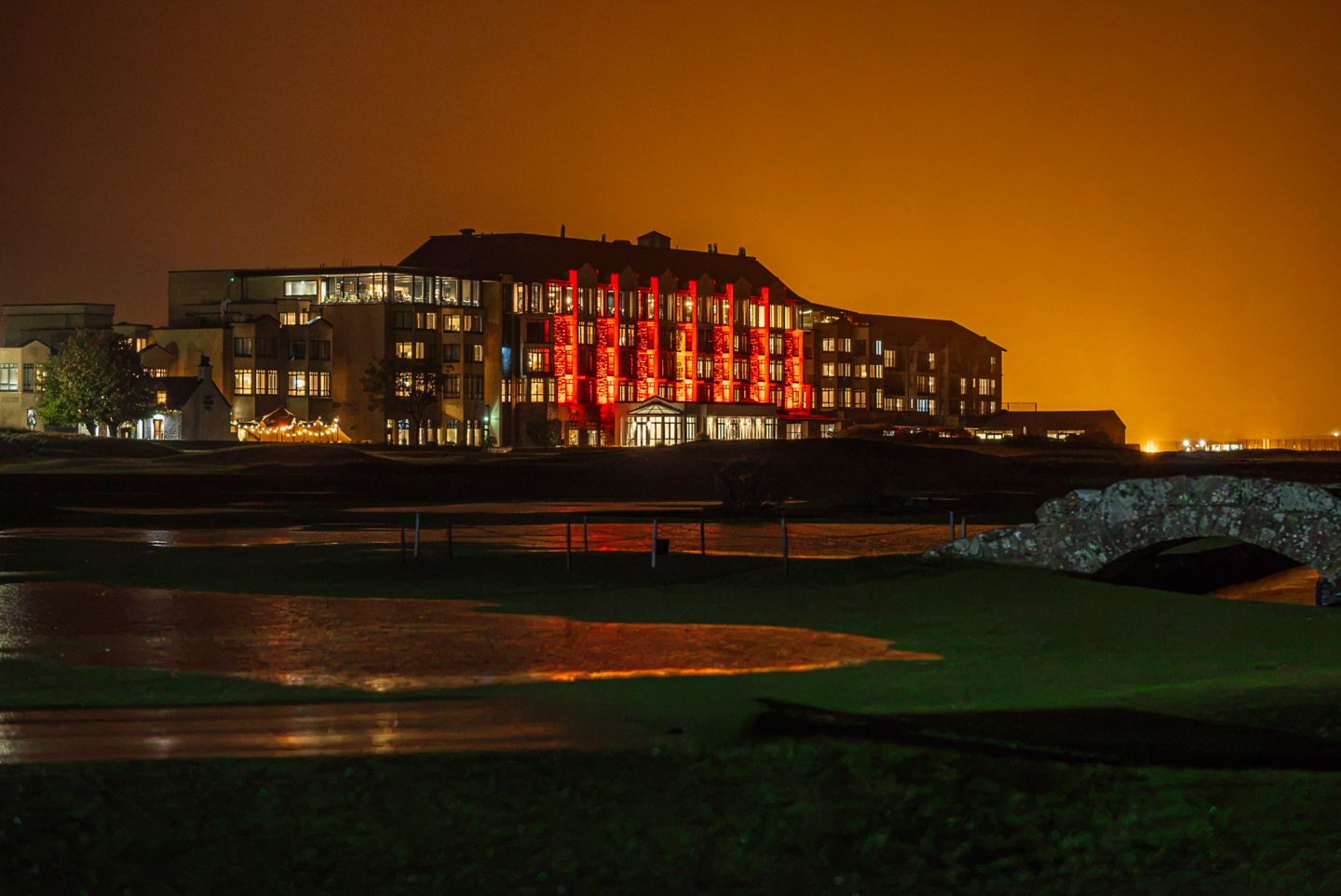 Light Up Red, Old Course Hotel