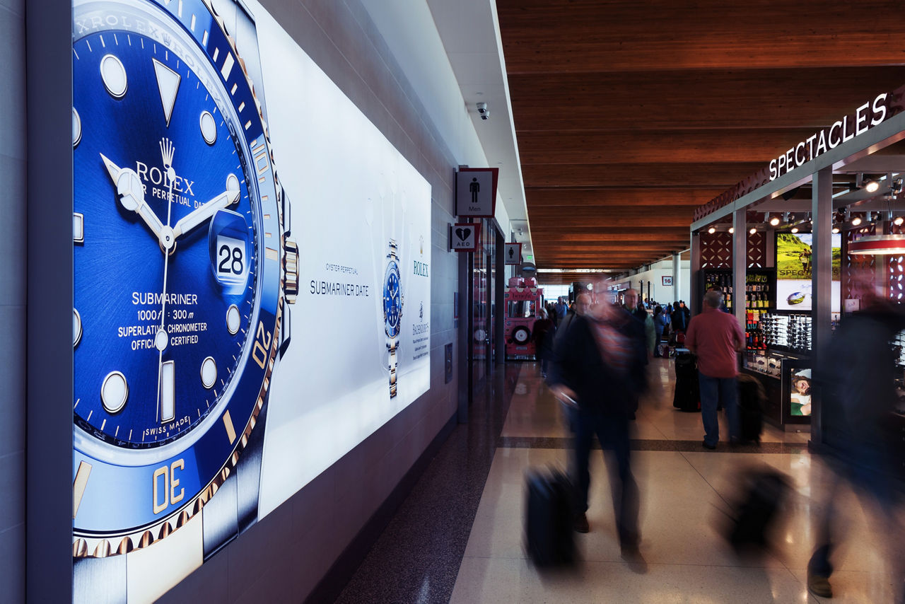 DAL_Backlit Tension Display