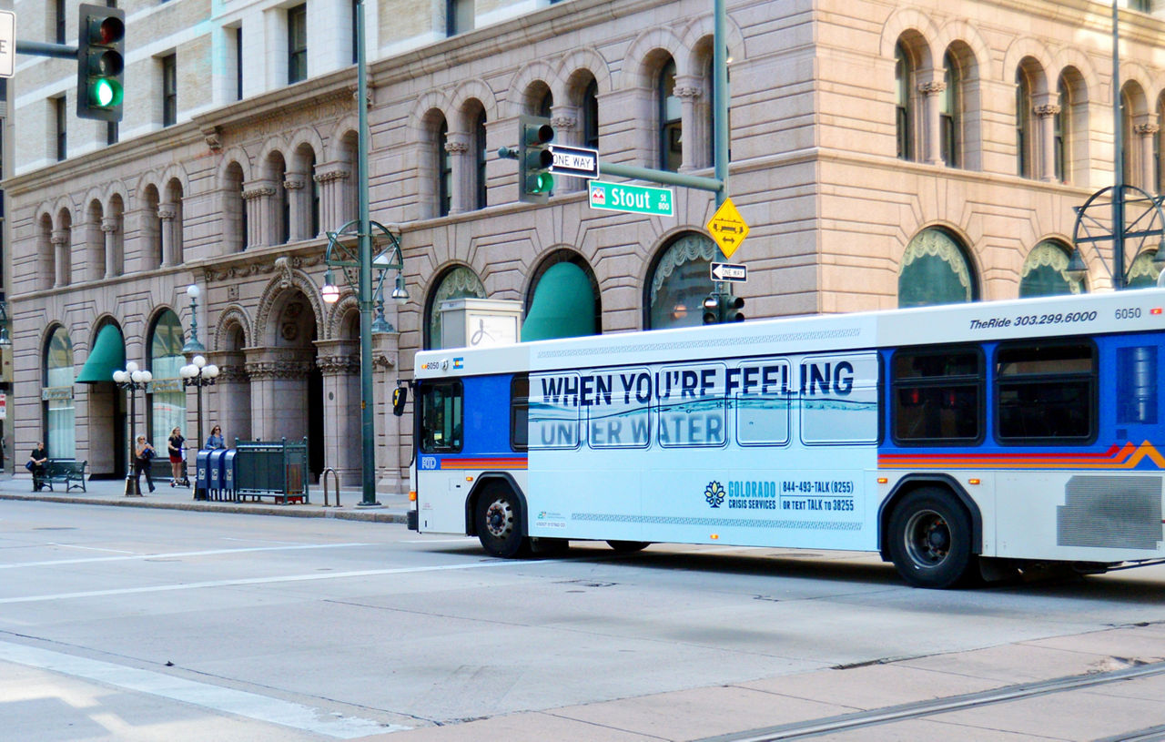 denver,boulder,transit,co,2018,king kong,bus,street side,