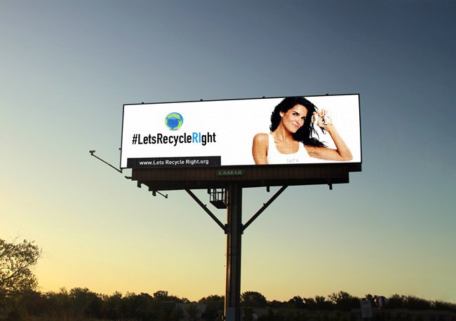 Lamar Advertising's digital billboard inventory with #LetsRecycleRight in Rhode Island