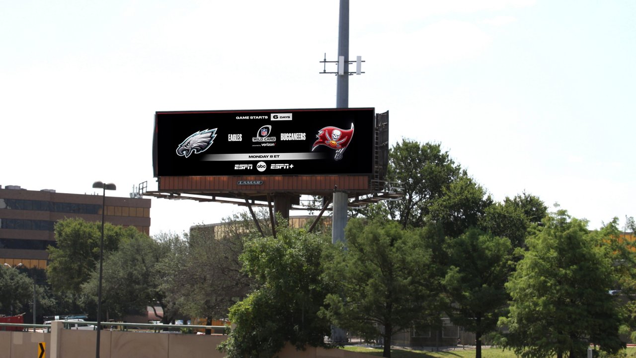 NFL, Live Score digital billboard
