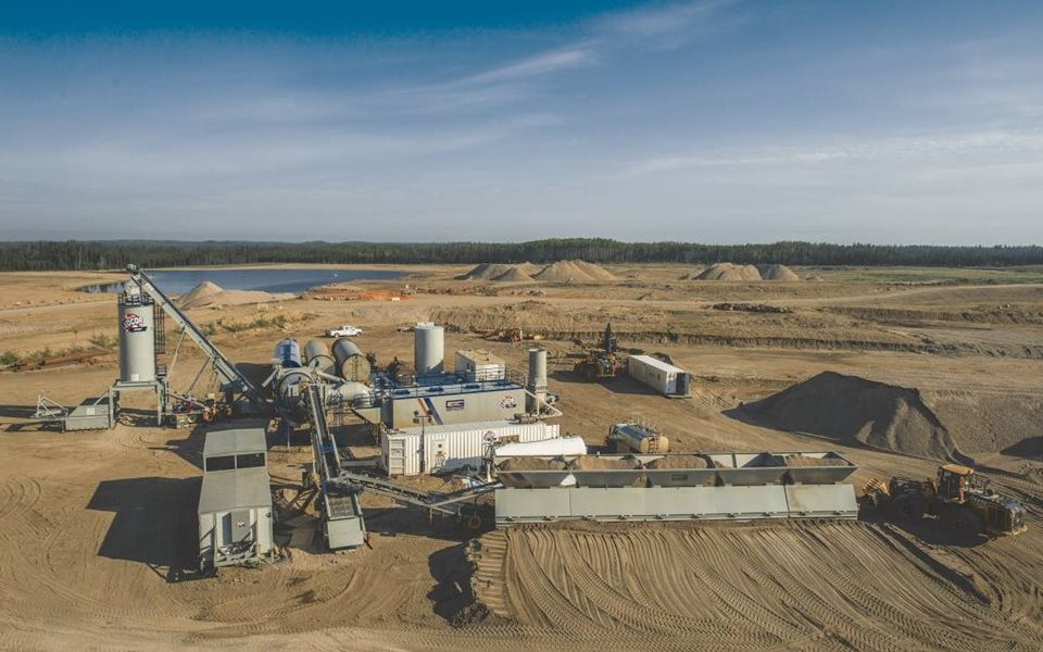 Overview of a Asphalt Plant.