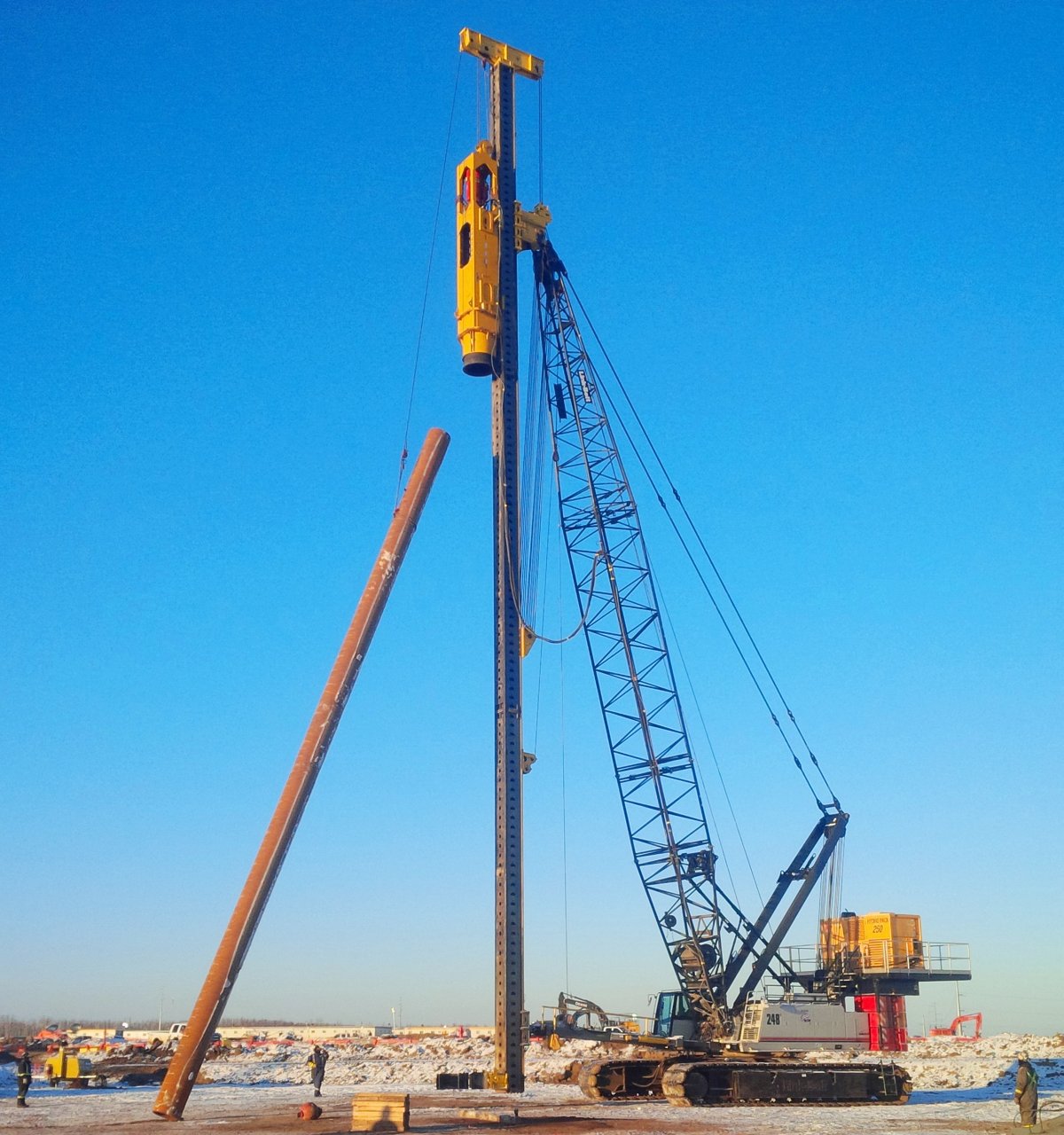 Large oil pipe into ground