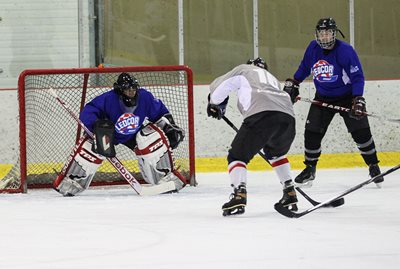 Ledcor Employees Participate in 9th Annual Korol Cup Hockey Challenge For Charity