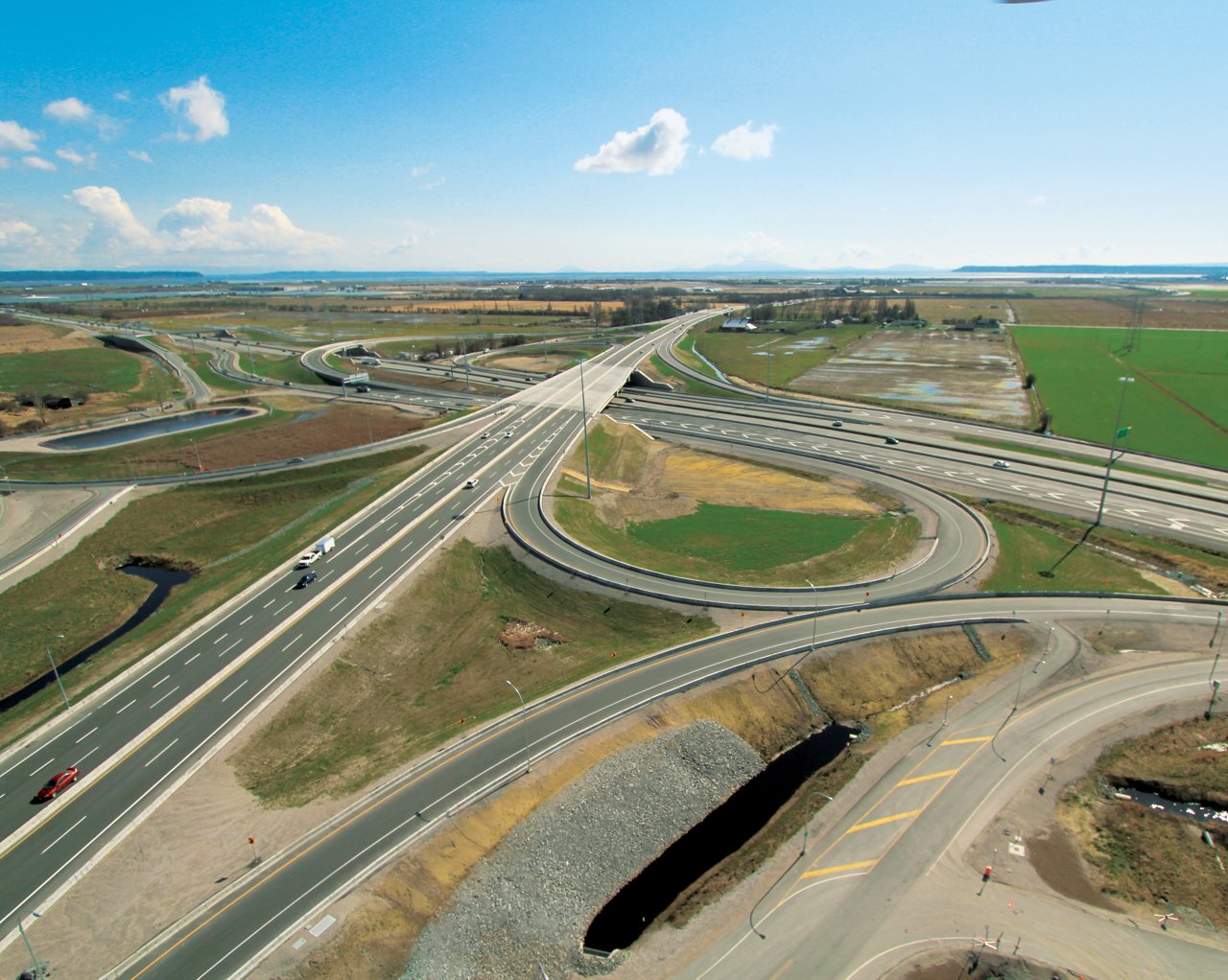 Major highway skyshot with on and off ramps