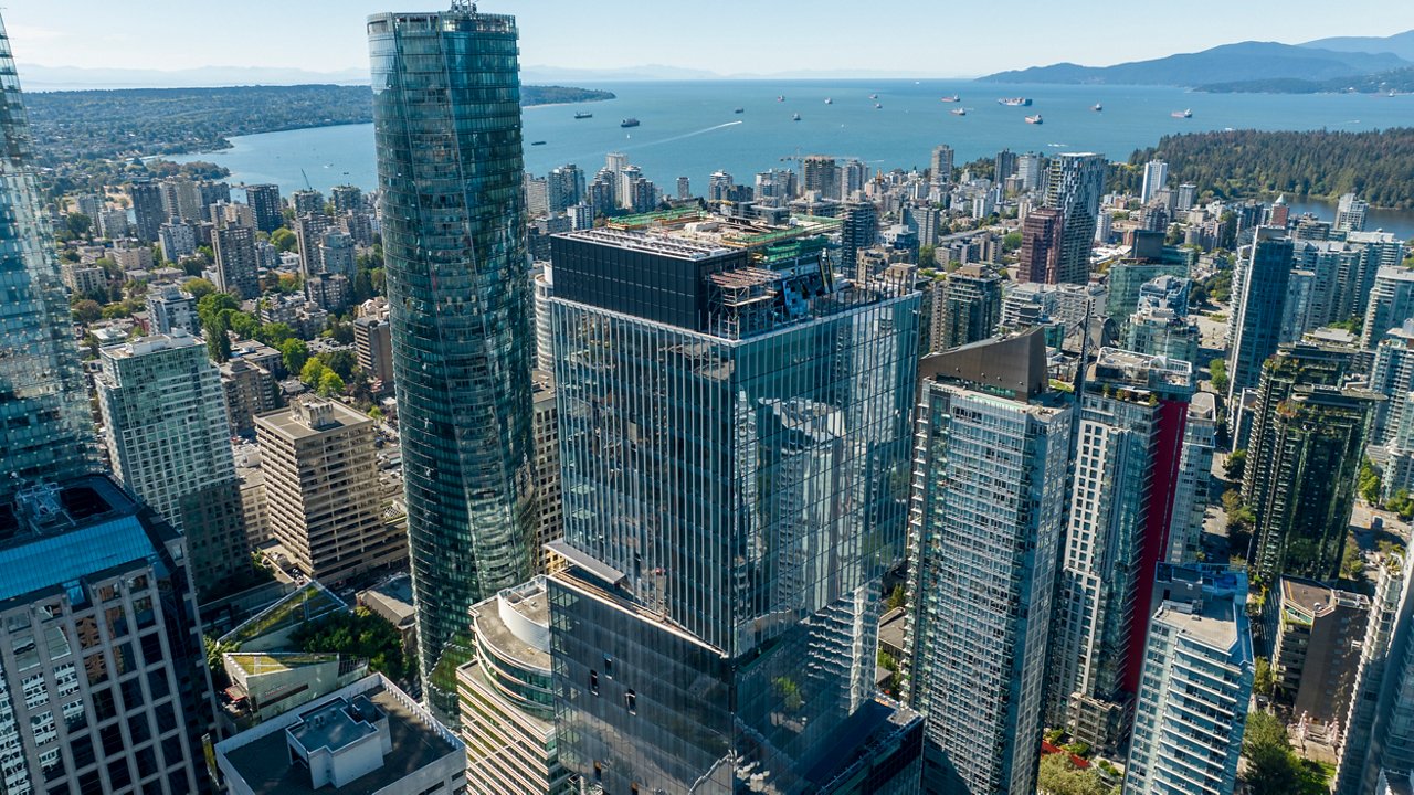 Skyshot overseeing large tower buildings