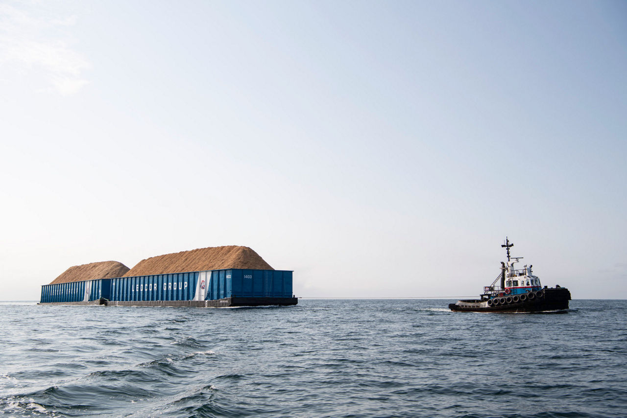 Ron S Ledcor Tugboat photo