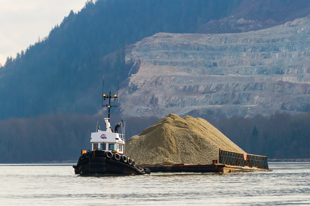 Ledcor Tugboat pulling a barge