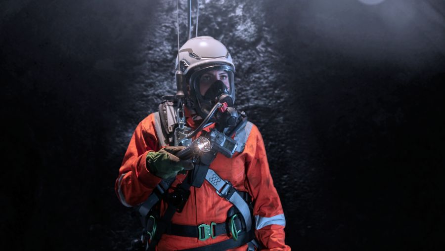 Fall Protection PPE for Confined Space Entry and Retrieval MSA Safety