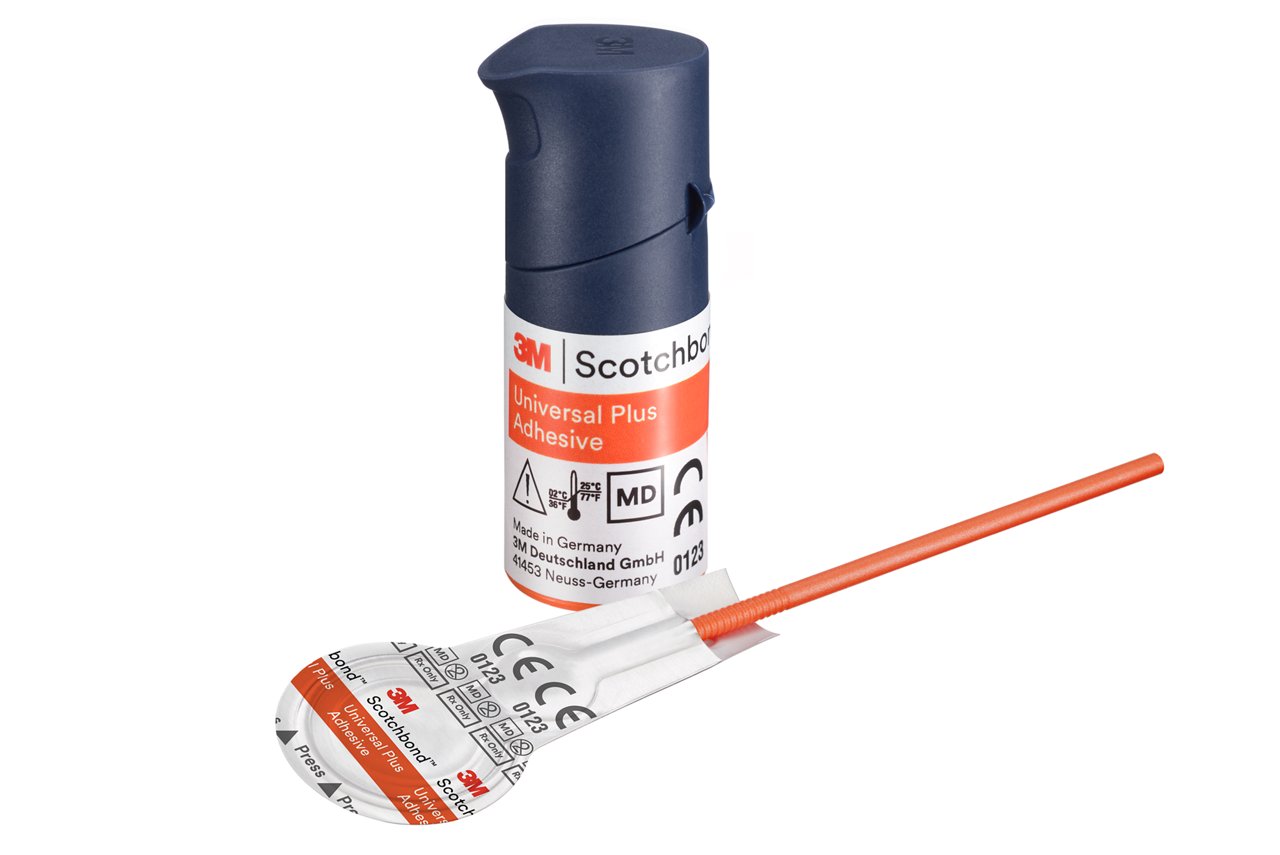 3M Scothbond Universal Plus Adhesive flacon met L-pop