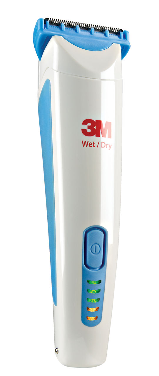 3M™ Surgical Clipper Professional 9681, low angle right